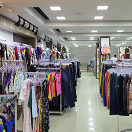 Galeria de Fotos Projetos de Loja de Confecção